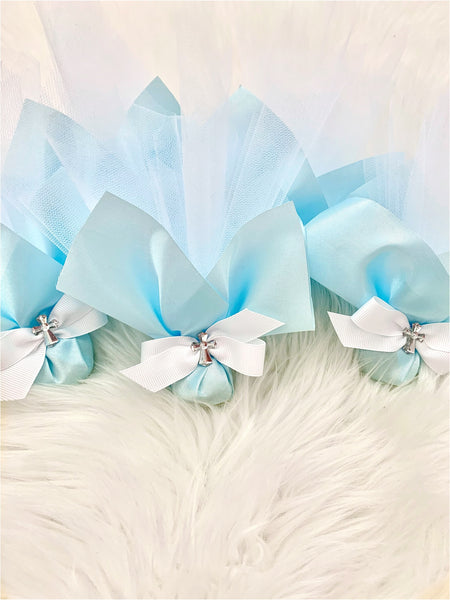 White tulle and Baby Blue Satin Bonbonniere.