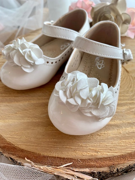 Off White Floral Walking Shoe