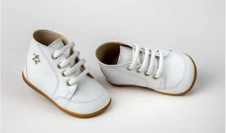 White Lace Up High Top Leather Converse Walking Shoes
