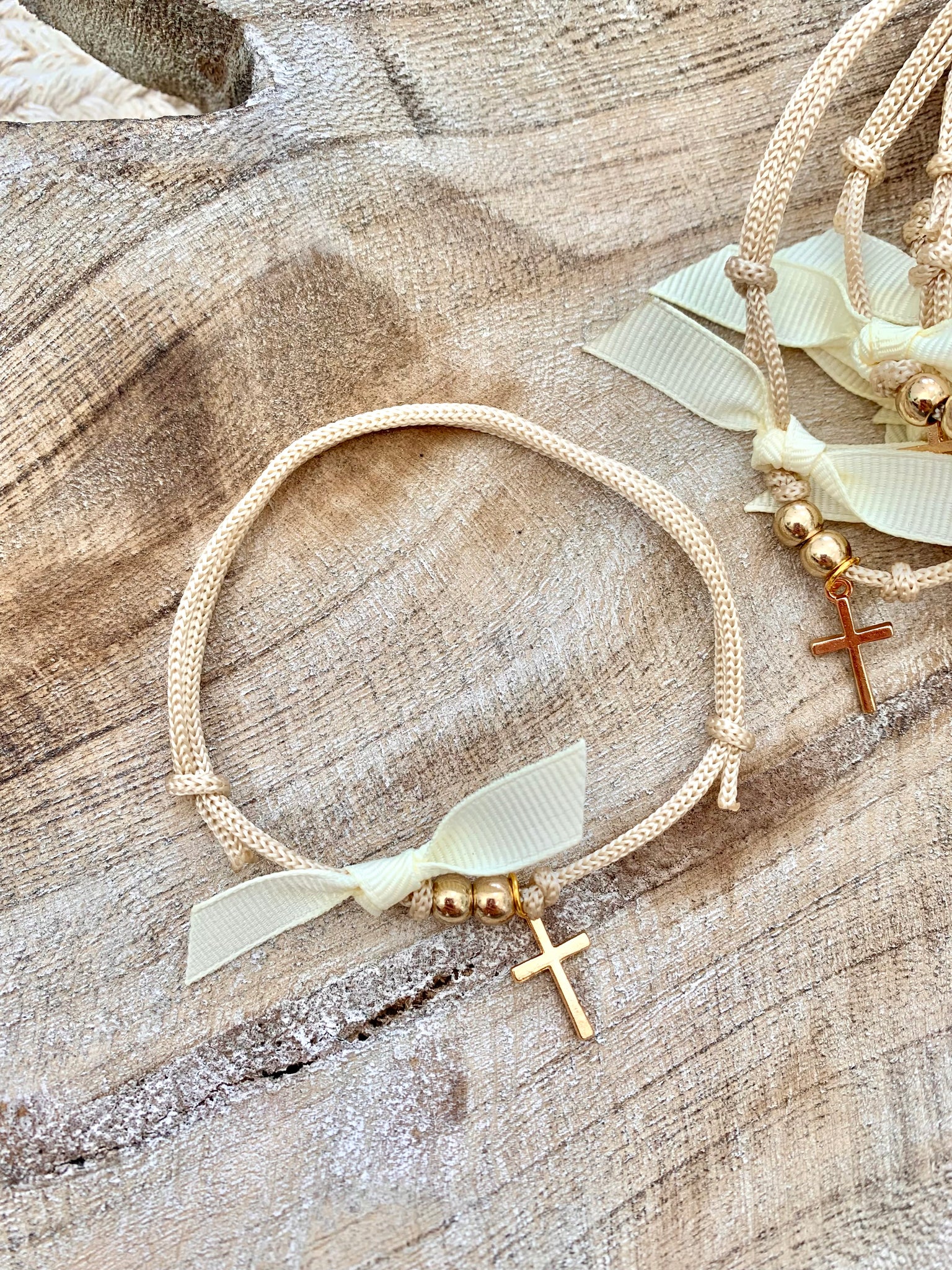 Beige and Ivory Gold Cross Bracelet Martyiko / Witness Pin