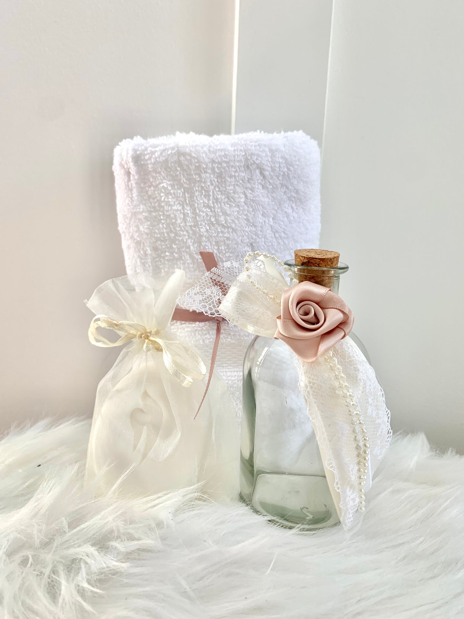 Ivory Pearl and Rose Oil Bottle Set