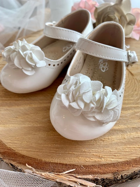 Off White Floral Walking Shoe