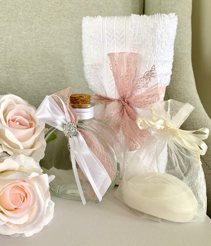 Oil Bottle Embroidered Set